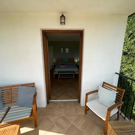 Salvatierra Bed & Breakfast